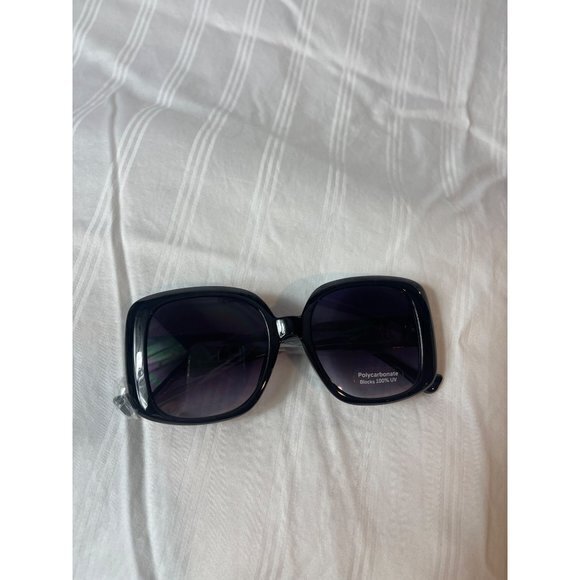 Call Me Baby Square Frame Temple Design Sunglasses‎ Black main image 4